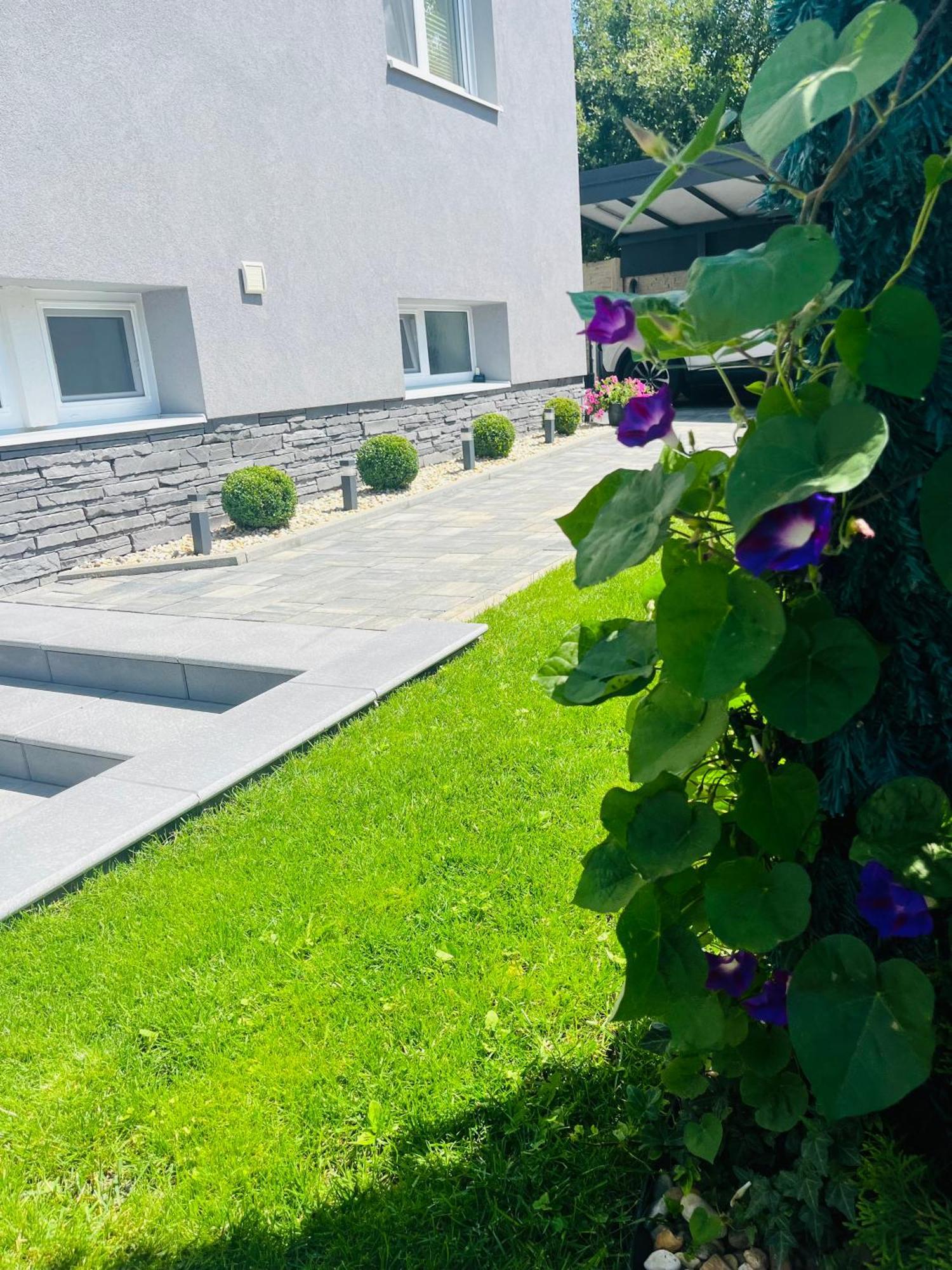 Vila Lemar Wellness & Spa Huncovce Exterior photo